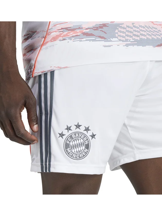 FC Bayern Extérieur