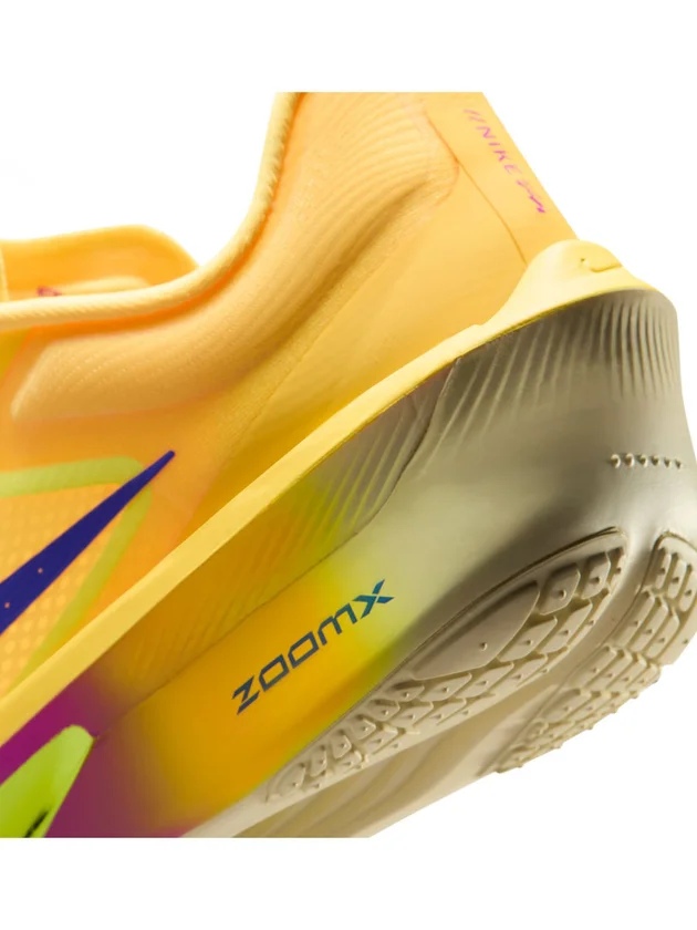Zoom Fly 6