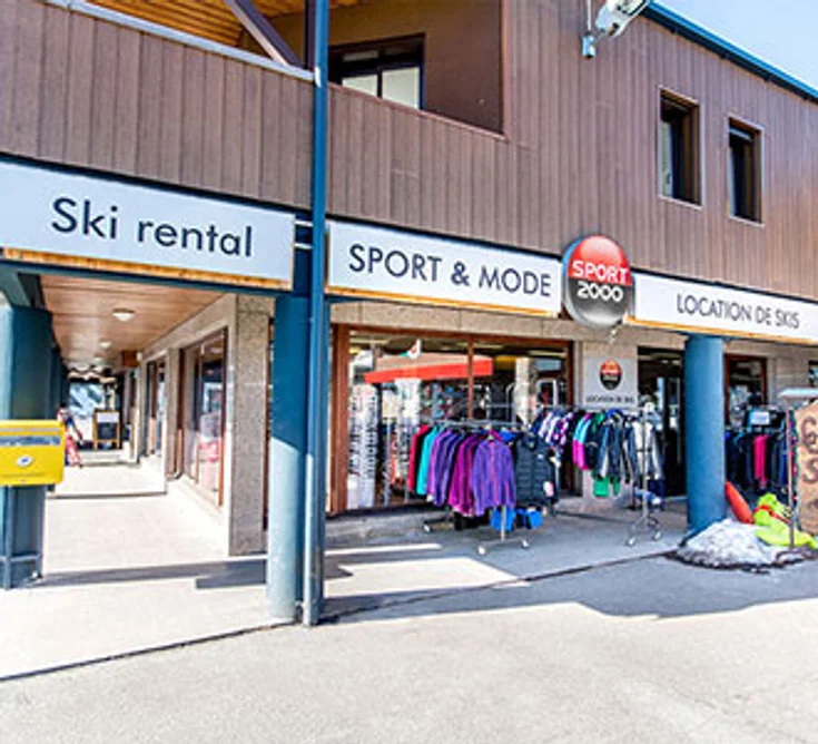 Extérieur du magasin SPORT 2000 FONT ROMEU SYLBE SPORTS