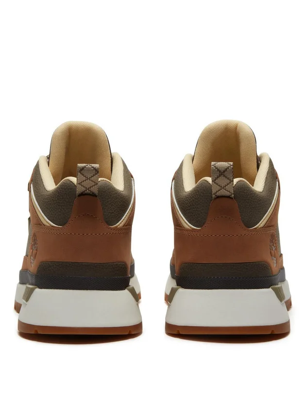 Low Lace Up Sneaker
