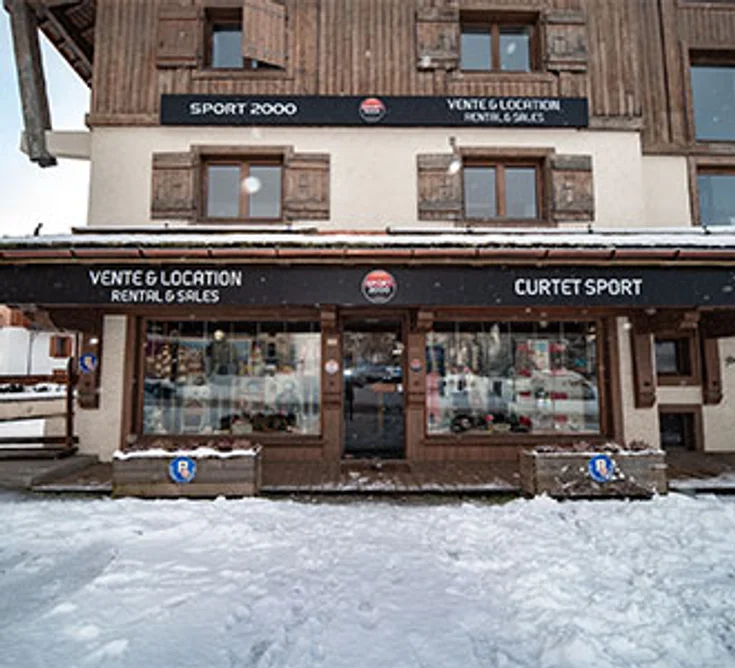 Extérieur du magasin SPORT 2000 PRAZ SUR ARLY CURTET SPORT