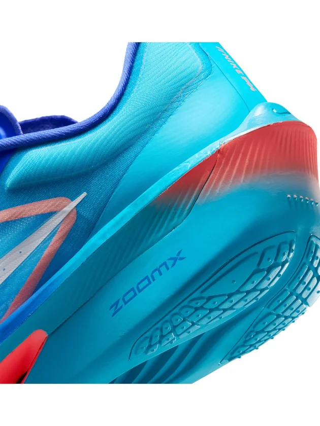 Zoom Fly 6