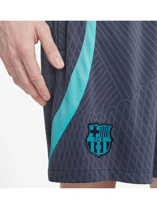 FCB Nk Df Strk Short Kz 3R