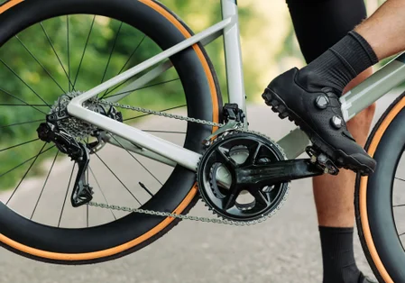 Bien choisir et entretenir ses chaussures de vélo pour chaque pratique