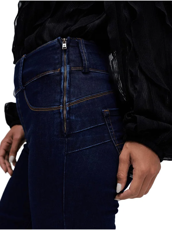 Secret Silhouette