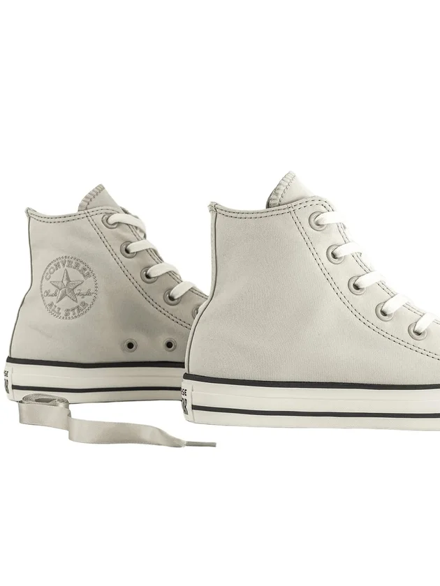 Chuck Taylor All Star