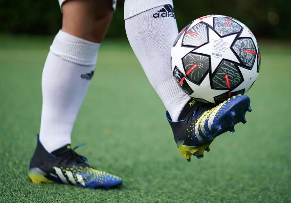 Crampons pour gazon synthétique