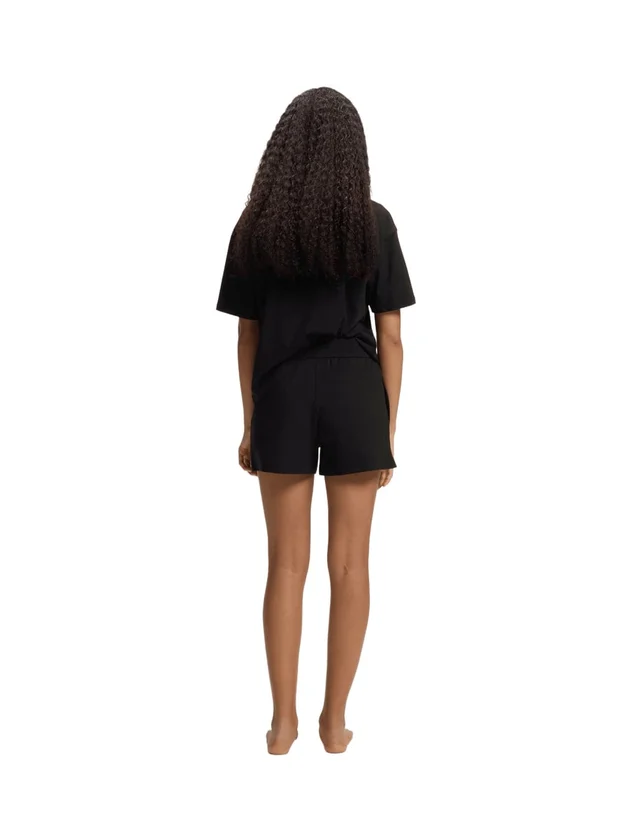 Signature Short