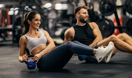 Quels exercices faire pour travailler le bas du corps et les abdos en musculation ?