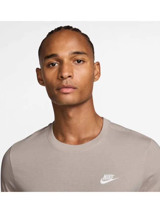Club Tee