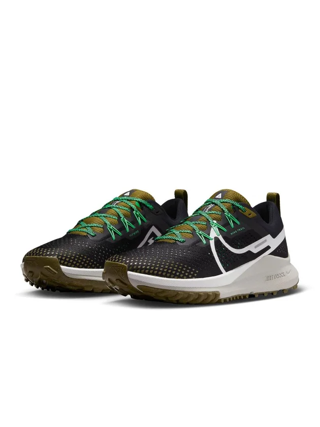 React Pegasus Trail 4