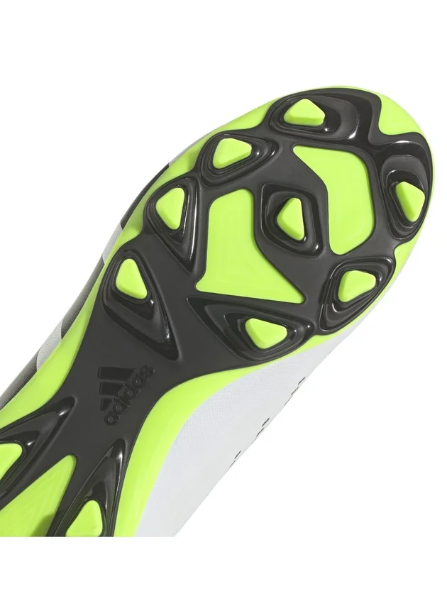 Predator Accuracy 4 FXG