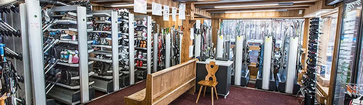 Intérieur du magasin SPORT 2000 MONTRIOND ARDENT SPORTS TELECABINE ARDENT