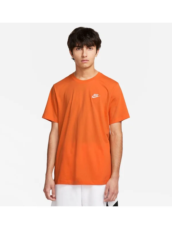 Club Tee