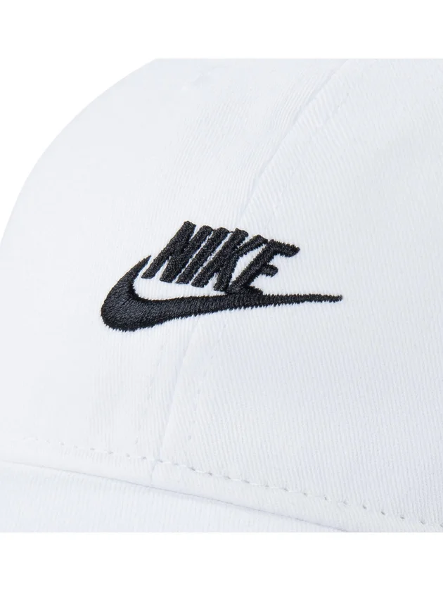 Futura Curve Brim Cap