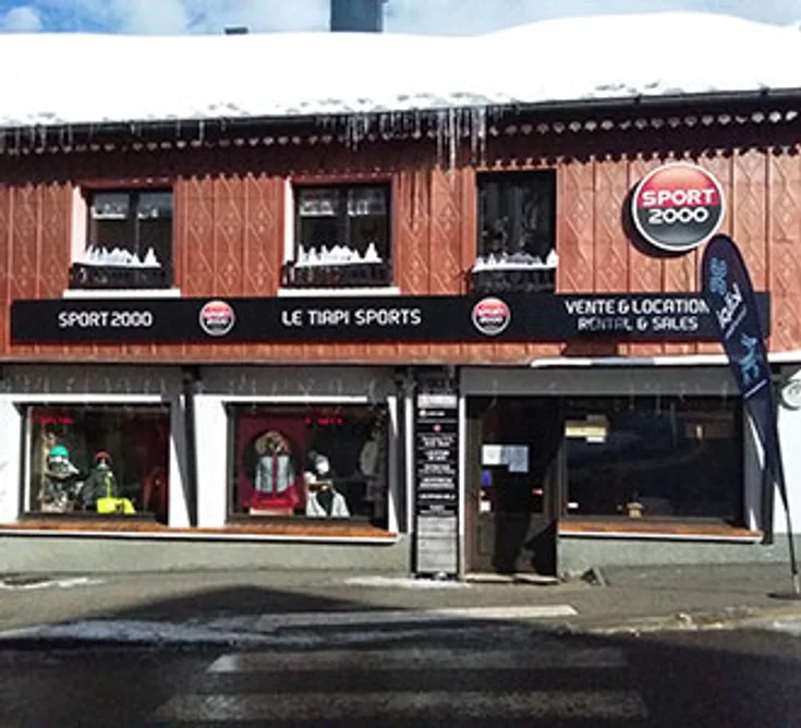 Extérieur du magasin SPORT 2000 MIJOUX LE TIAPI SPORT