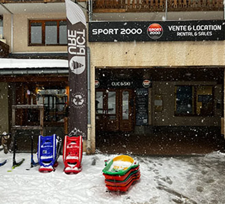 Extérieur du magasin SPORT 2000 VALFREJUS CLIC AND SKI
