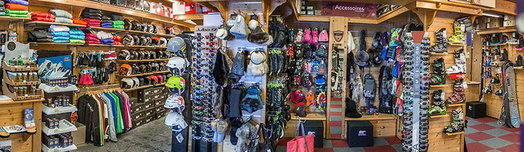 Intérieur du magasin SPORT 2000 VALMOREL DEGUILI SPORTS
