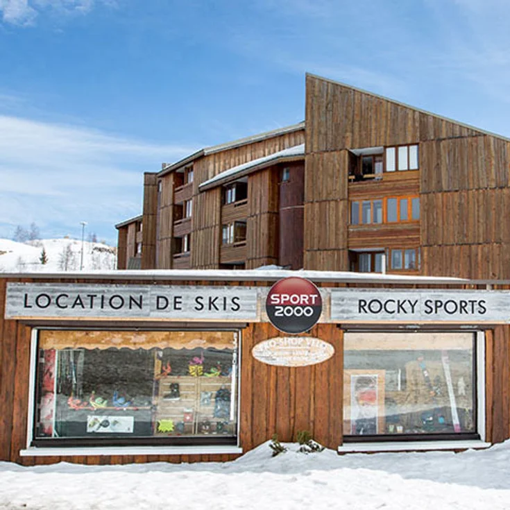 Extérieur du magasin SPORT 2000 ALPE D'HUEZ ROCKY SPORTS