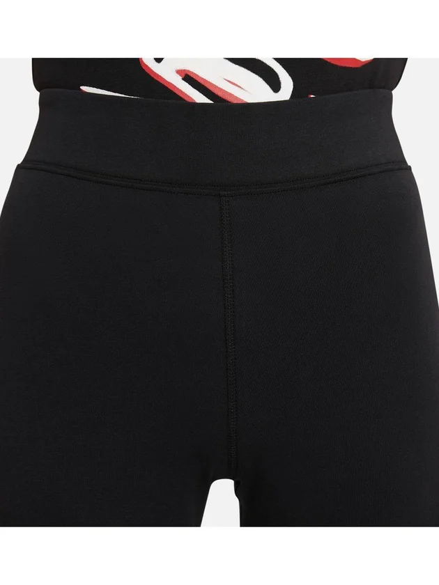 Sportswear Essential High Rise Leggings