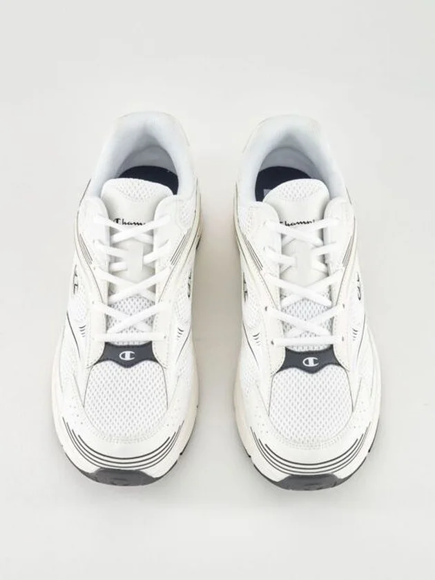 RN 00 Low Cut Shoe