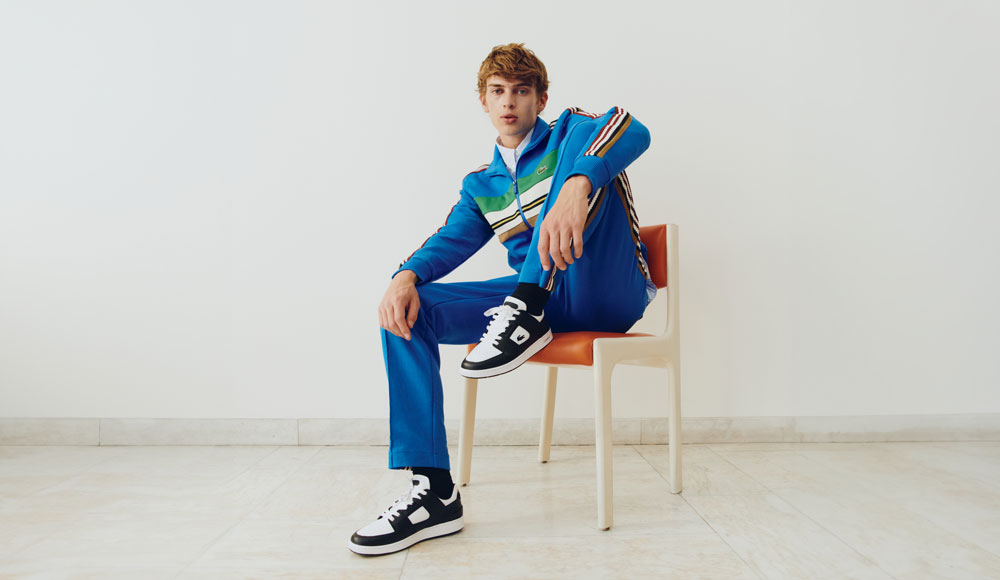 Lacoste vous offre un kit de customisation pour tout achat d'une paire de sneakers* ! 