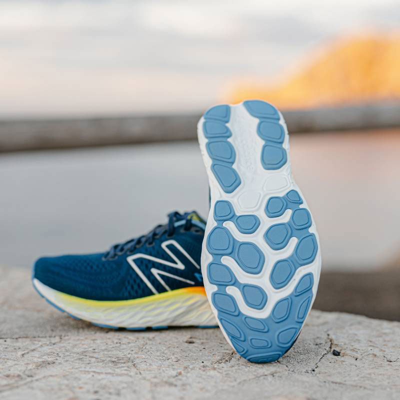 New Balance EVOZ V3