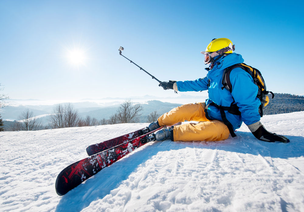 Skieur sur les pistes