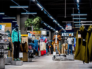 Intérieur d'un magasin Espace Montagne