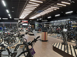 Intérieur d'un magasin Mondovélo