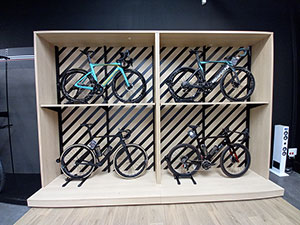 Intérieur d'un magasin Mondovélo
