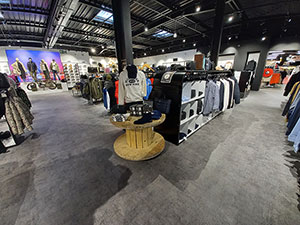 Intérieur d'un magasin WAS We Are Select
